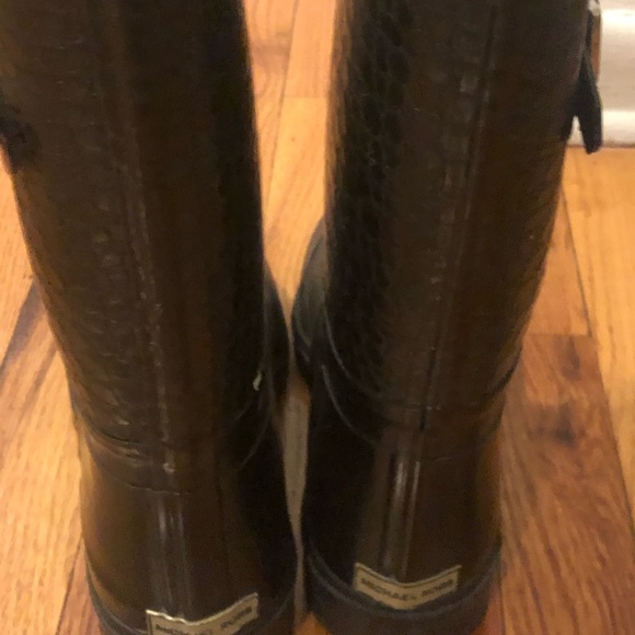 Michael Kors Rain Boot - Picture 2 of 3